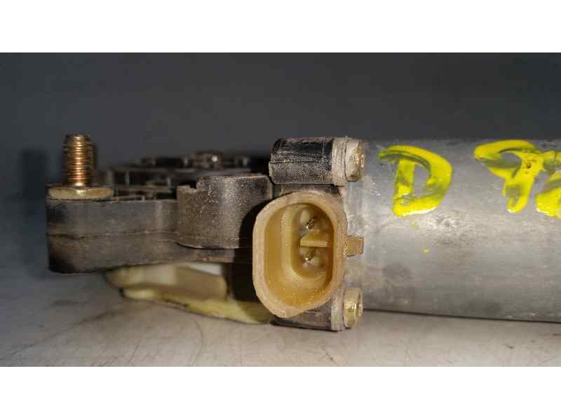 Recambio de elevalunas trasero derecho para toyota avensis berlina (t 22) 2.0 td luna (4-ptas.) referencia OEM IAM  2 PINS ELECT