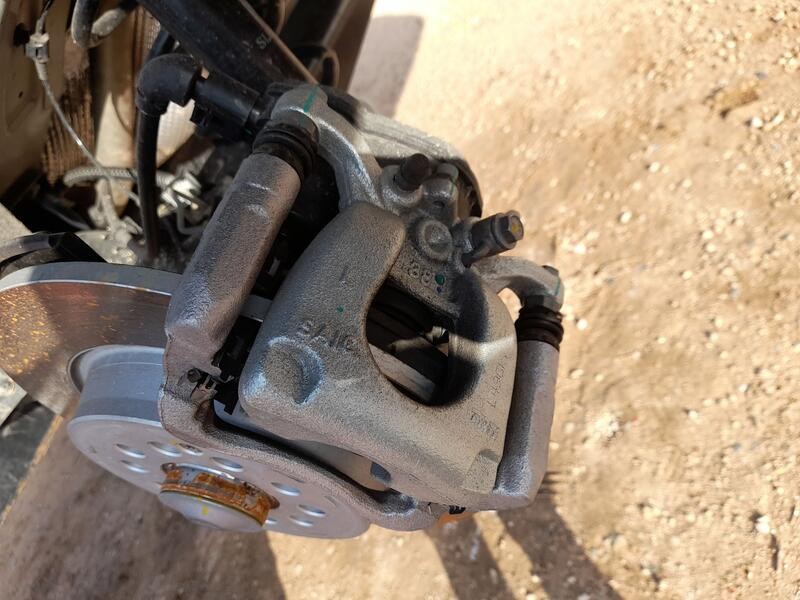 Recambio de pinza freno trasera izquierda para mg zs suv (azs1) 1.0 t-gdi referencia OEM IAM 10807520  
