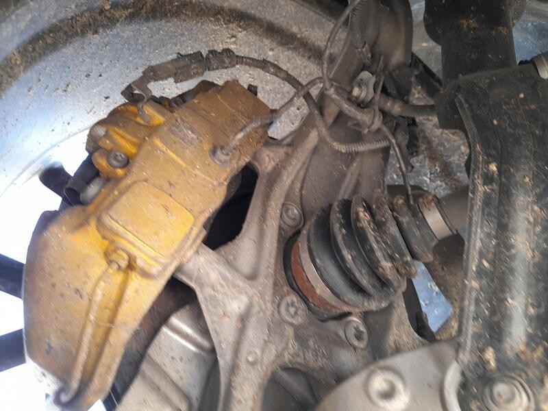 Recambio de mangueta delantera izquierda para maserati grecale modena mild hybrid q4 referencia OEM IAM   