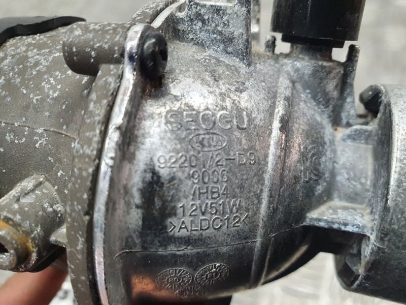 Recambio de faro antiniebla derecho para kia picanto (ja) gt line referencia OEM IAM 922012D9  