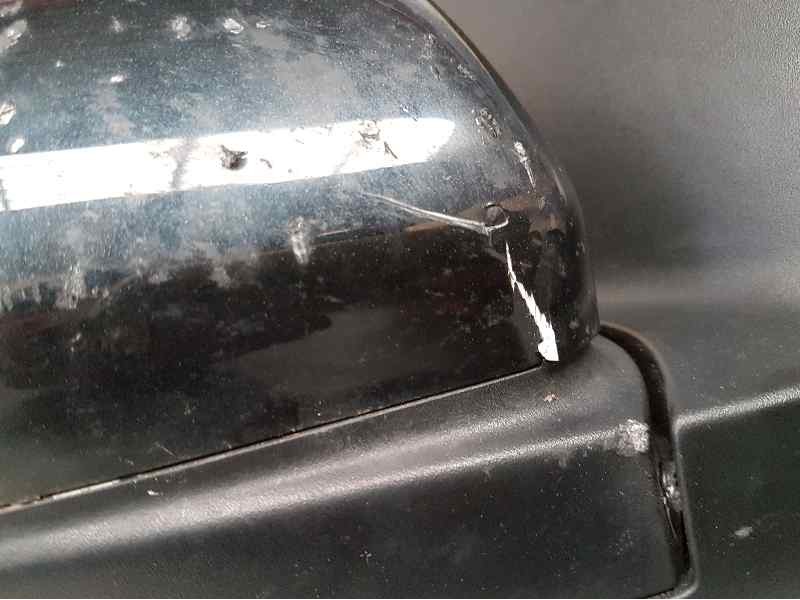 Recambio de retrovisor derecho para chevrolet aveo ls referencia OEM IAM TOCADO VER FOTOS 5 PINS ELECTRICO