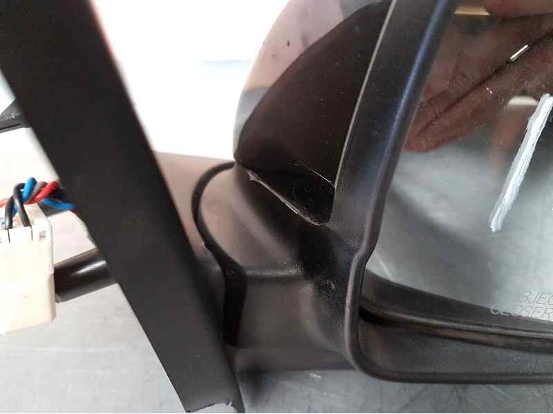 Recambio de retrovisor derecho para chevrolet aveo ls referencia OEM IAM TOCADO VER FOTOS 5 PINS ELECTRICO