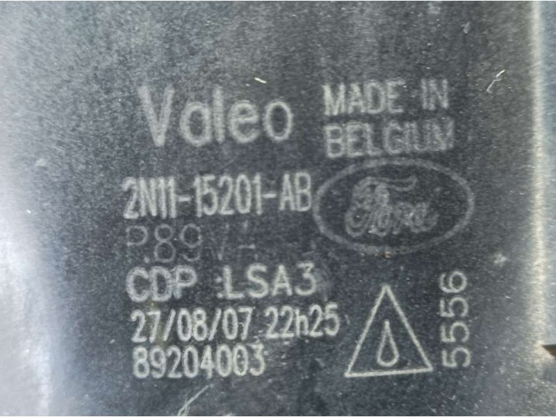 Recambio de faro antiniebla izquierdo para ford focus lim. (cb4) trend referencia OEM IAM 2N1115201AB 89204003 VALEO