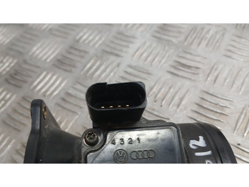Recambio de caudalimetro para seat leon (1m1) 1.6 referencia OEM IAM 06A906461B  AFH6010C