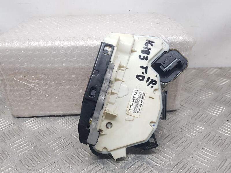 Recambio de cerradura puerta trasera derecha para volkswagen jetta (163) advance bluemotion referencia OEM IAM 5K4839016Q  7 PIN