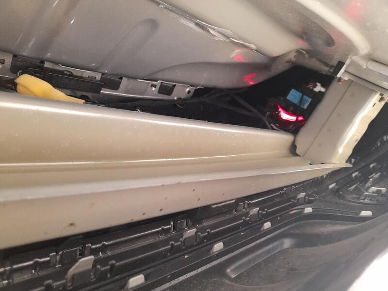 Recambio de refuerzo paragolpes trasero para mg zs suv (azs1) 1.0 t-gdi referencia OEM IAM 10694837  