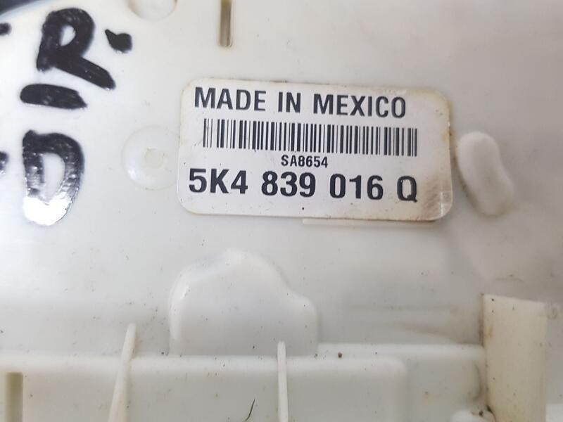 Recambio de cerradura puerta trasera derecha para volkswagen jetta (163) advance bluemotion referencia OEM IAM 5K4839016Q  7 PIN