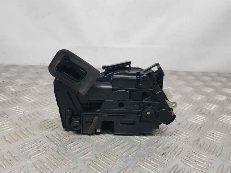 Recambio de cerradura puerta trasera izquierda para volkswagen jetta (163) advance bluemotion referencia OEM IAM 5K48390150  7 P