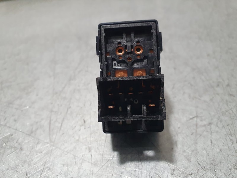 Recambio de mando elevalunas delantero derecho para kia picanto (ja) gt line referencia OEM IAM 299181679  