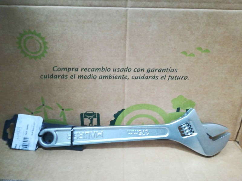 Recambio de llave ajustable para » otros... no usar standard referencia OEM IAM 2320008 PLUS MOLETA 15´´´´ 