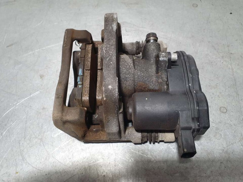 Recambio de pinza freno trasera derecha para honda hr-v (..) comfort referencia OEM IAM 01473T8MG00  TRW/ELECTRICO