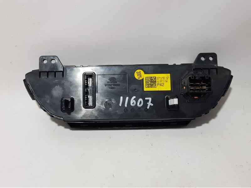 Recambio de mando climatizador para hyundai i30 (pd) klass referencia OEM IAM 97250G4021  