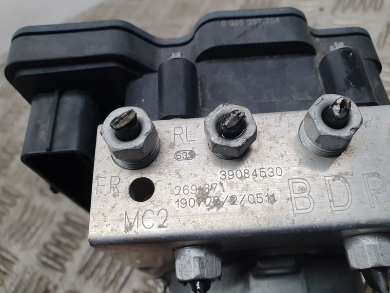 Recambio de abs para opel corsa e edition referencia OEM IAM 39084530 269871 