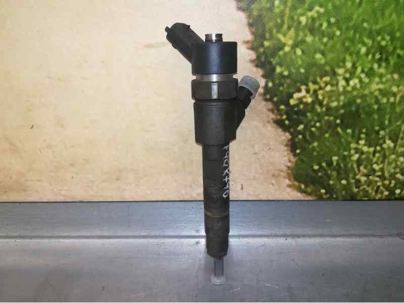 Recambio de inyector para renault scenic ii 1.9 dci diesel referencia OEM IAM 7700111014 0445110021 BOSCH