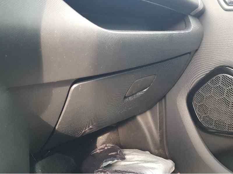 Recambio de guantera para renault zoe ze.40 electric intens referencia OEM IAM 681086199R  