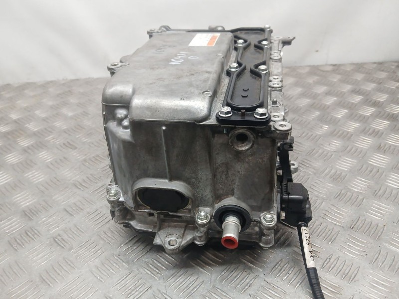 Recambio de convertidor para toyota auris hybrid active referencia OEM IAM G920047190  