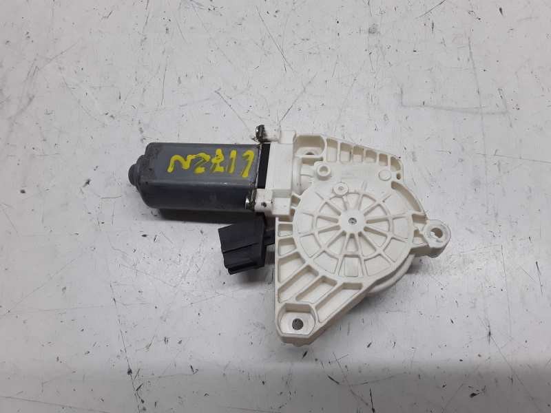Recambio de motor elevalunas delantero izquierdo para mercedes-benz clase a (w169) 1.5 cat referencia OEM IAM  6 PINES 