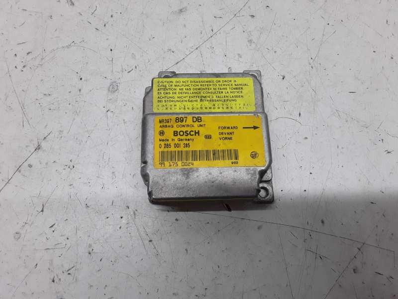 Recambio de airbag delantero izquierdo para mitsubishi carisma berina 5 (da0) 1900 td gls (a) referencia OEM IAM MR777231  