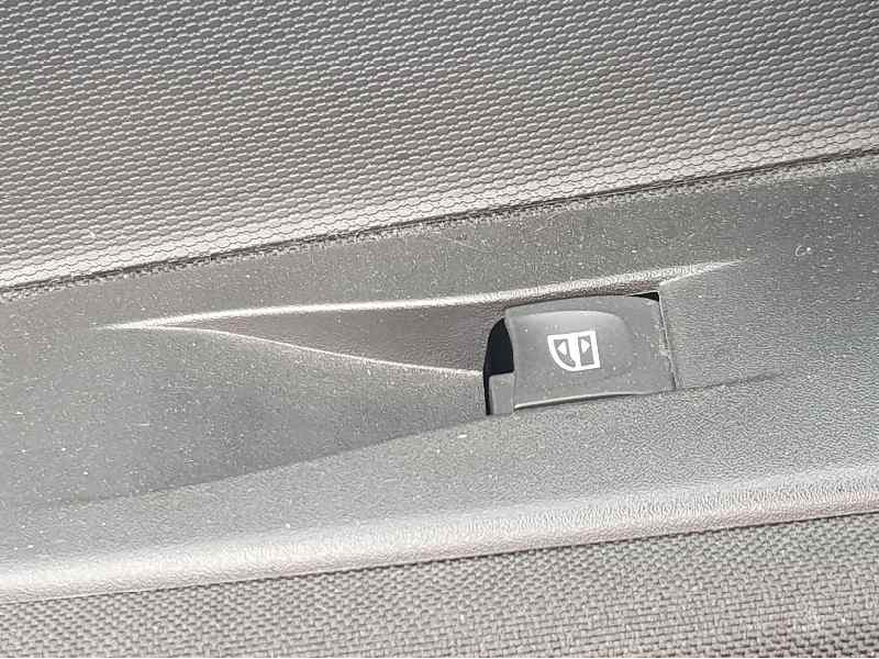 Recambio de mando elevalunas delantero derecho para renault zoe ze.40 electric intens referencia OEM IAM 254218614R  