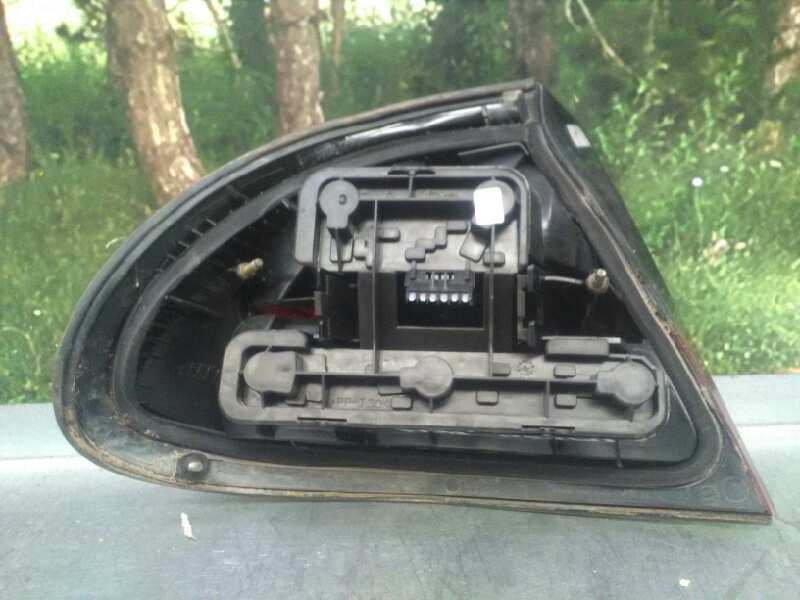 Recambio de piloto trasero derecho para opel tigra 1.4 16v referencia OEM IAM   