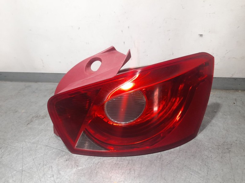 Recambio de piloto trasero derecho para seat ibiza (6j5) reference referencia OEM IAM   ROZADO