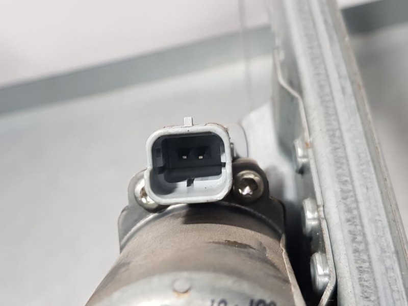 Recambio de elevalunas delantero derecho para peugeot 107 urban move referencia OEM IAM  400842B ELECTRICO 2 PINS