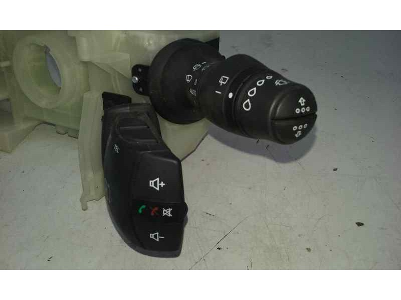 Recambio de mando luces y limpia para renault megane iii sport tourer business referencia OEM IAM 255670019RD  