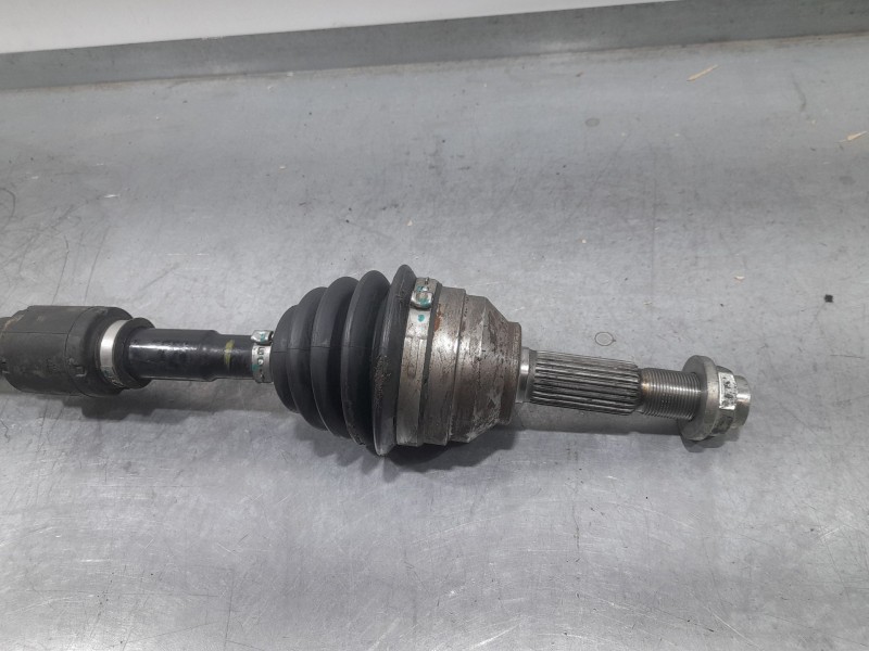 Recambio de transmision delantera derecha para mg zs suv (azs1) 1.0 t-gdi referencia OEM IAM 8196100002  015563231207231208