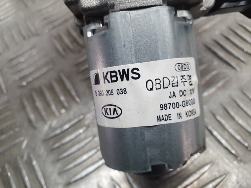 Recambio de motor limpia trasero para kia picanto (ja) gt line referencia OEM IAM 98700G6000 0390205038 