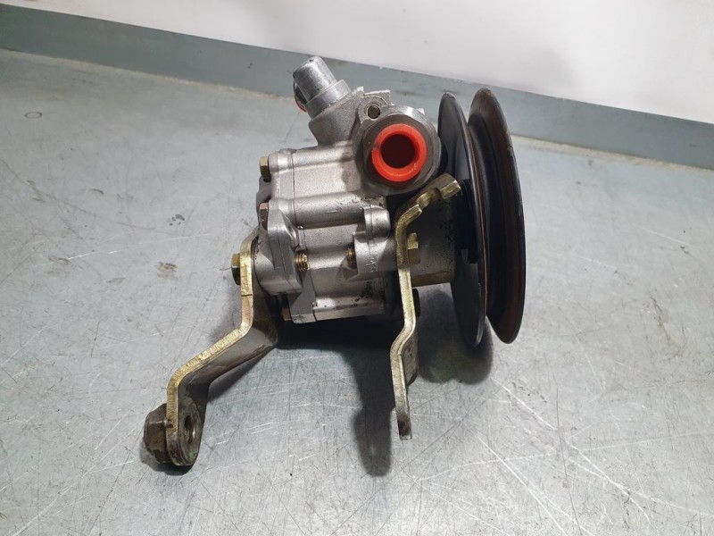 Recambio de bomba direccion para nissan primera berlina (p11) slx referencia OEM IAM   