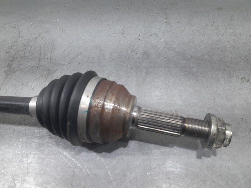 Recambio de transmision delantera izquierda para mg zs suv (azs1) 1.0 t-gdi referencia OEM IAM 8196100001  045018231205231208