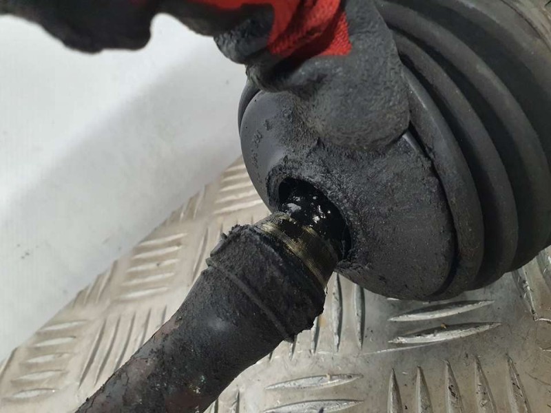 Recambio de transmision delantera derecha para mercedes-benz clase a (w168) 170 cdi (168.009) referencia OEM IAM SIN REF  FUELLE