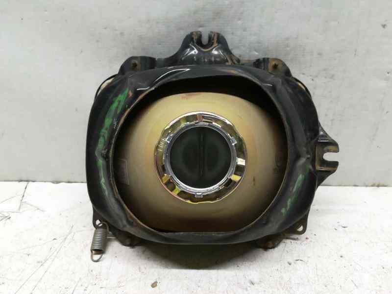 Recambio de faro izquierdo para toyota hilux (kun) extra cab sol 4x4 referencia OEM IAM   