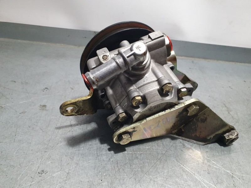 Recambio de bomba direccion para nissan primera berlina (p11) slx referencia OEM IAM   