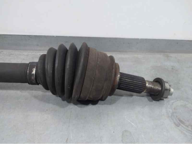 Recambio de transmision delantera izquierda para renault kangoo (f/kc0) expresion referencia OEM IAM 7711497634 8200687739 