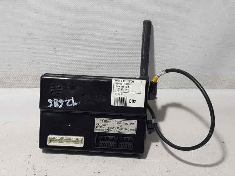 Recambio de amplificador antena para kia cee´d active referencia OEM IAM 97RA010056  