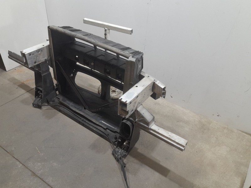 Recambio de panel frontal para bmw x4 (f26) xdrive 20d referencia OEM IAM 5164257593401 2575934 CON TRAVIESA PARAGOLPES