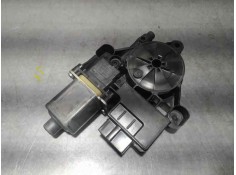 Recambio de motor elevalunas trasero izquierdo para seat leon st (5f8) reference referencia OEM IAM 5Q0959811E 0130822725 BOSCH 