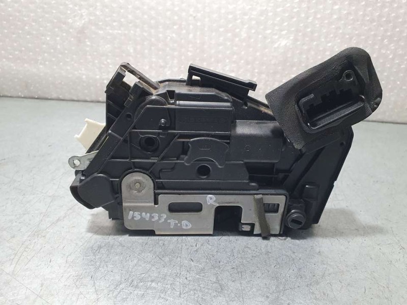 Recambio de cerradura puerta trasera derecha para seat leon (5f1) fr referencia OEM IAM 5K4839016R  7 PINES