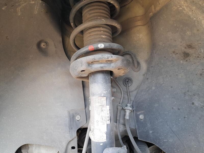 Recambio de amortiguador delantero izquierdo para seat altea (5p1) 1.2 tsi referencia OEM IAM 1K0413031BT  