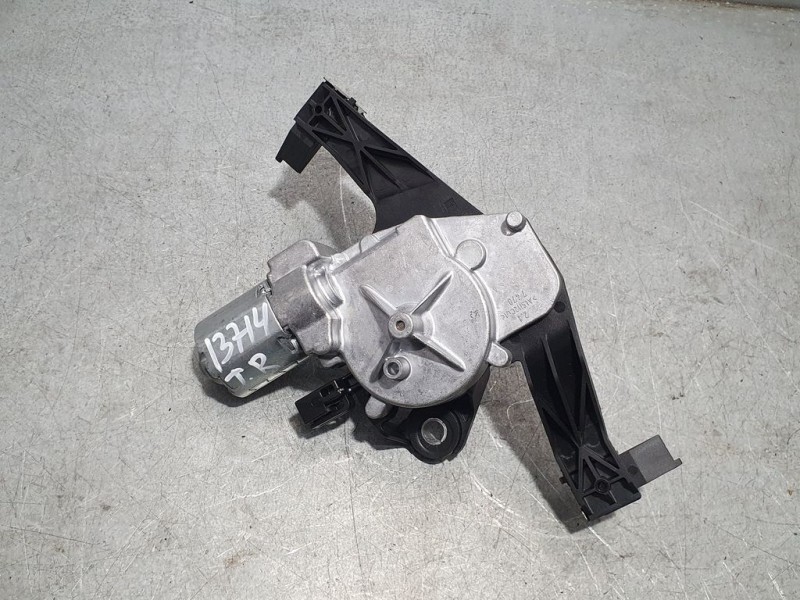 Recambio de motor limpia trasero para opel corsa e edition referencia OEM IAM 39176498 0390205108 BOSCH