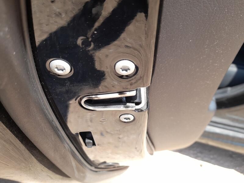 Recambio de cerradura puerta trasera izquierda para mercedes-benz cla (w117) cla 200 referencia OEM IAM A2047302735  