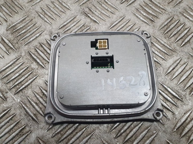 Recambio de centralita faros xenon para audi a4 ber. (b8) básico quattro referencia OEM IAM 1307329218  