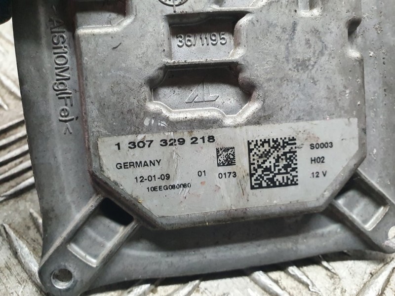 Recambio de centralita faros xenon para audi a4 ber. (b8) básico quattro referencia OEM IAM 1307329218  