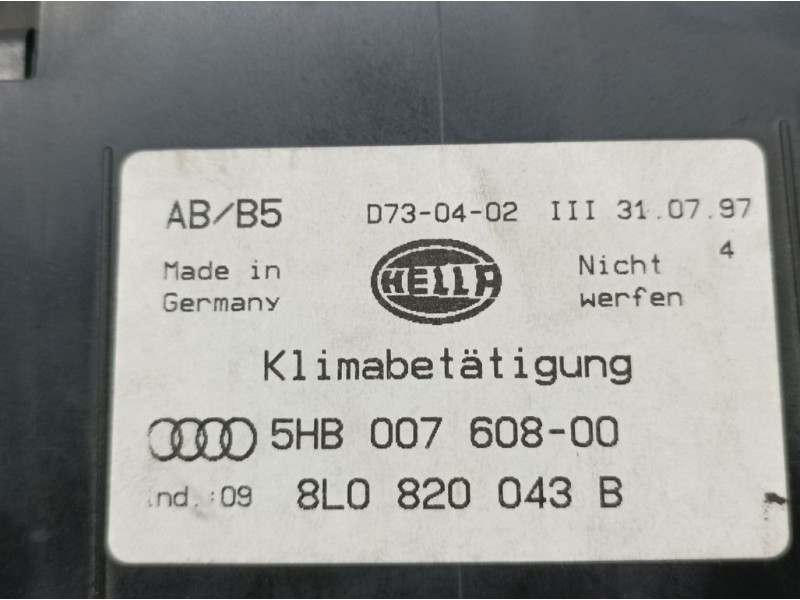 Recambio de mando climatizador para audi a4 berlina (b5) 1.8 t referencia OEM IAM 8L0820043B 5HB00760800 HELLA KLIMABETATIGUNG