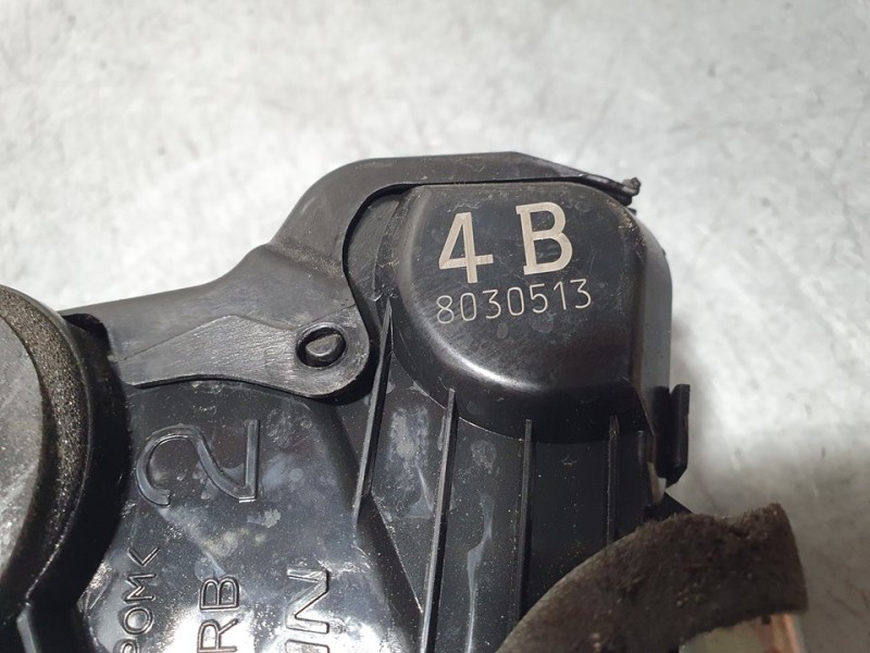 Recambio de cerradura puerta delantera derecha para toyota land cruiser (j15) vx referencia OEM IAM SIN REF  4 PINES