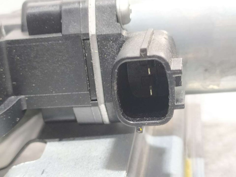 Recambio de elevalunas delantero derecho para renault express van referencia OEM IAM 807201941R 2 PINS ELECTRICO