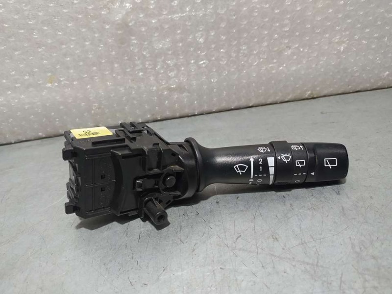 Recambio de mando limpia para kia rio concept referencia OEM IAM 202008908  