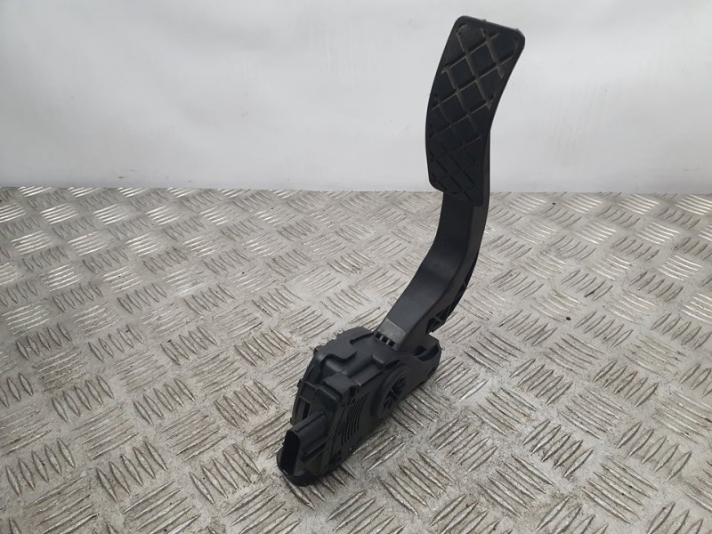 Recambio de potenciometro pedal para audi a4 ber. (b8) básico quattro referencia OEM IAM 6PV00950500 8K1721523 