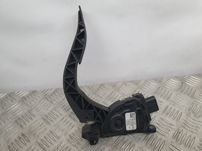 Recambio de potenciometro pedal para audi a4 ber. (b8) básico quattro referencia OEM IAM 6PV00950500 8K1721523 